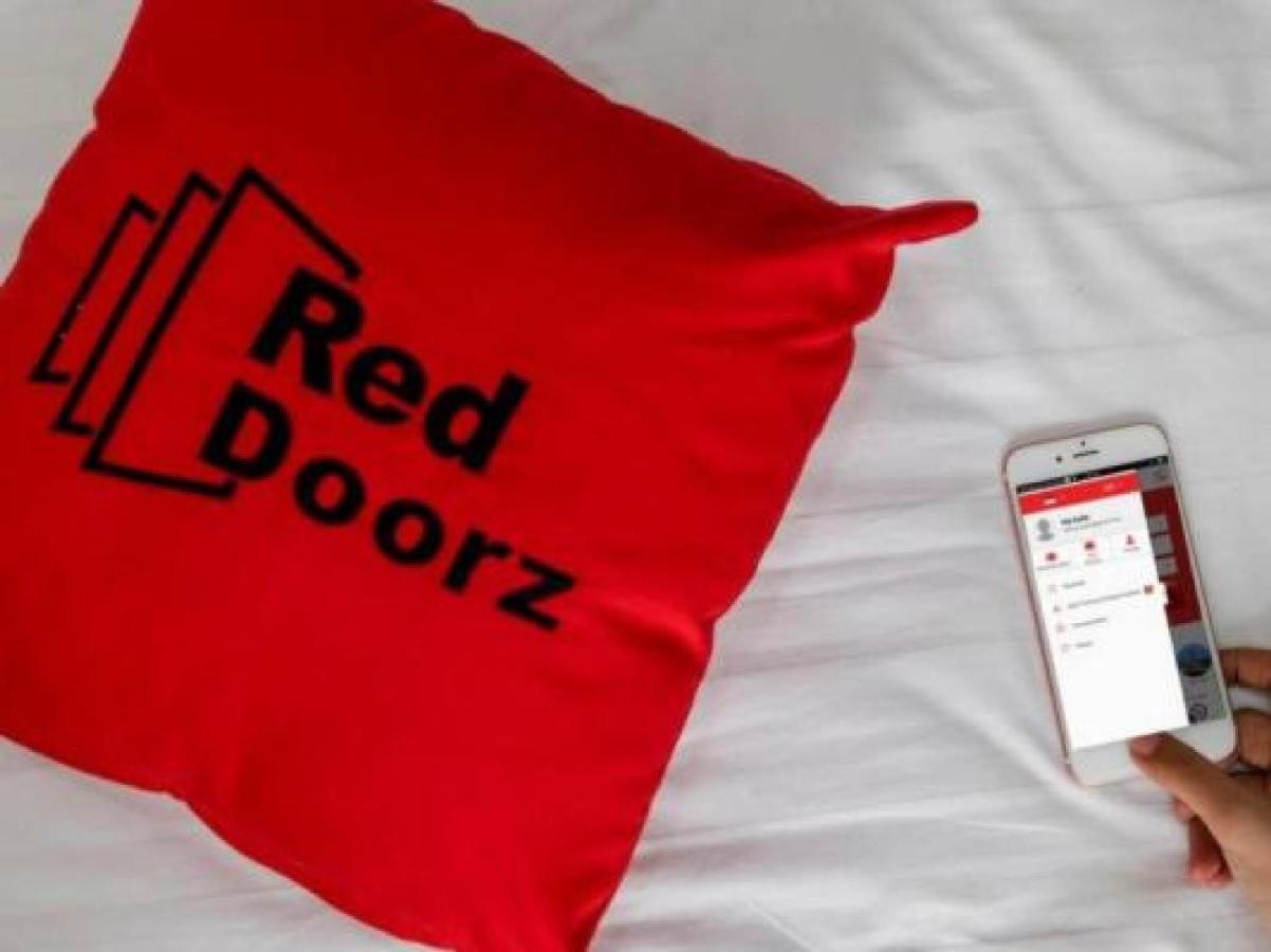Reddoorz Plus Near Syamsudin Noor Airport 3 Banjarbaru Exterior photo